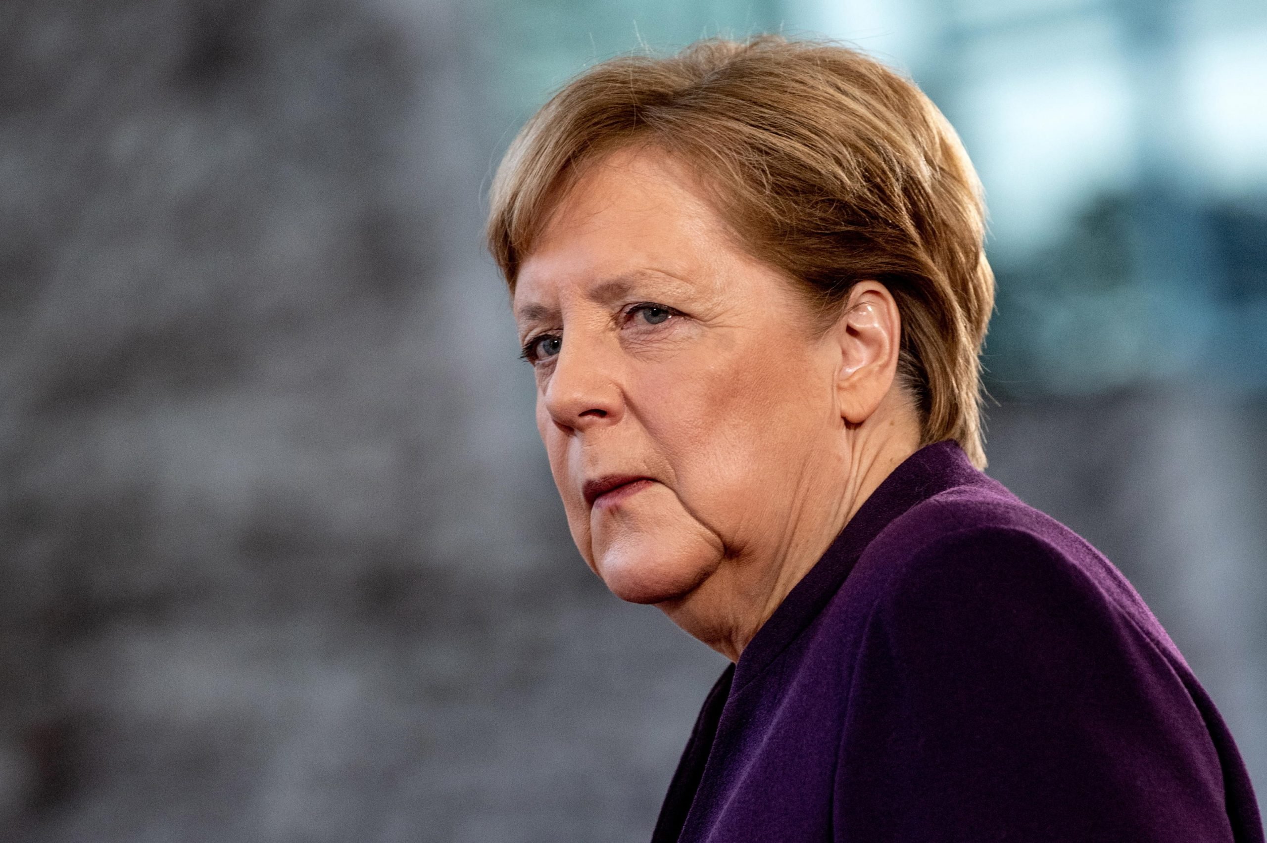 La Merkel vuole che in Italia si crei un grande partito di centro