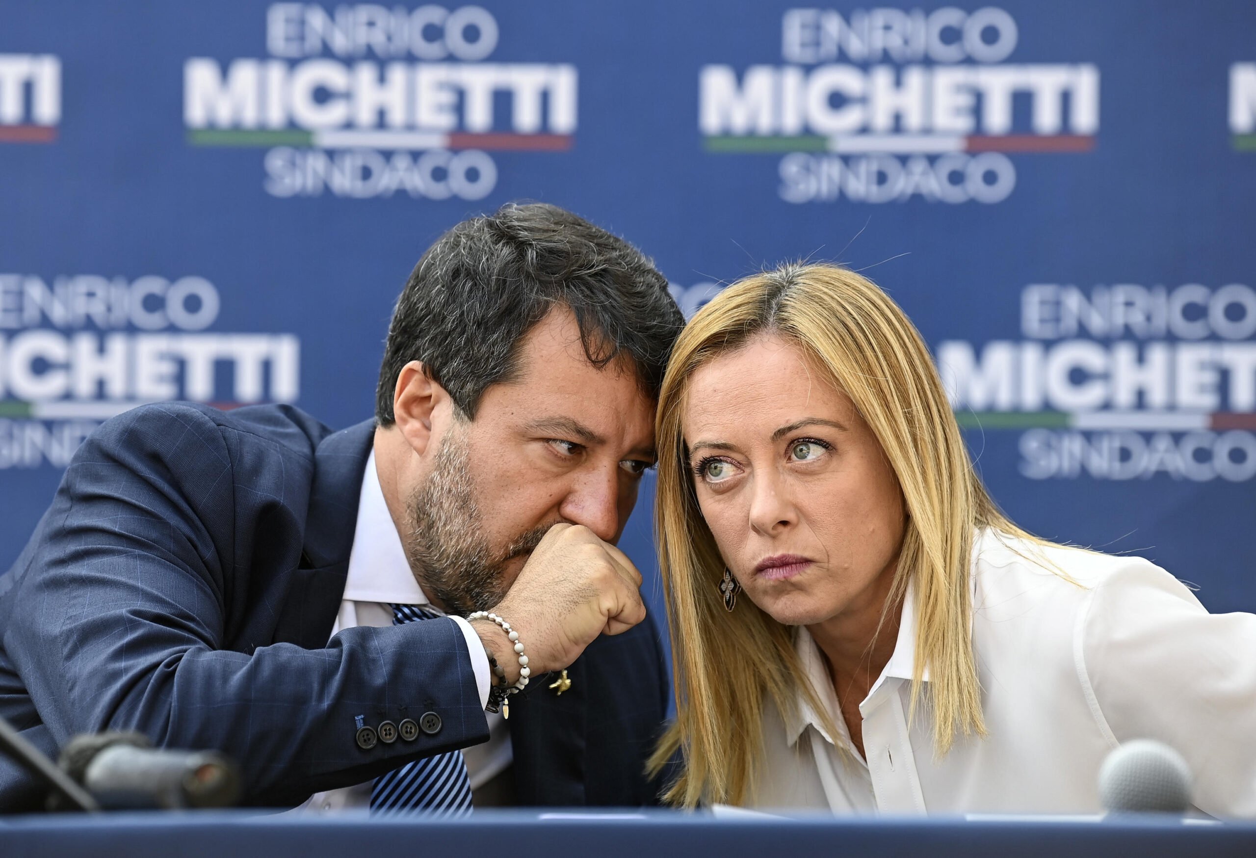 Il supergruppo sovranista con Orban in UE? Ha senso solo se Salvini molla Draghi